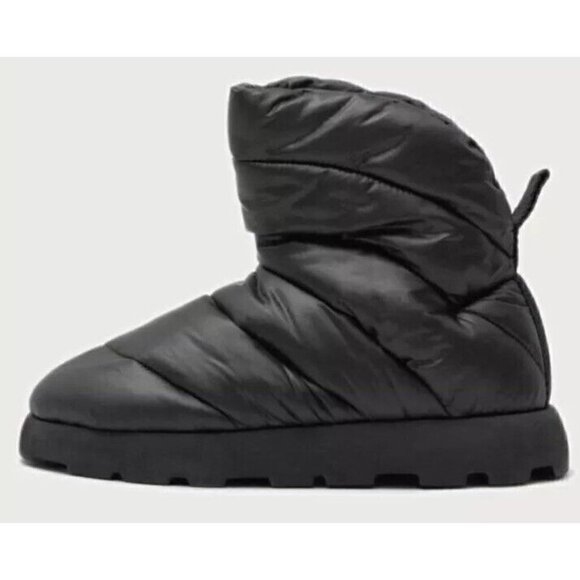 Piumestudio Luna Black Pillow Boot Womens 37 Evereve Ankle Bootie Vegan‎ New 6 - Picture 1 of 5